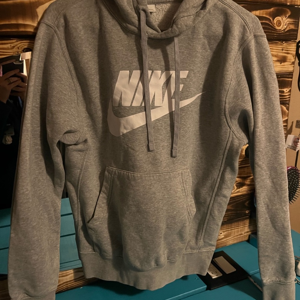 Nike Men's Heather Gray Hoodie